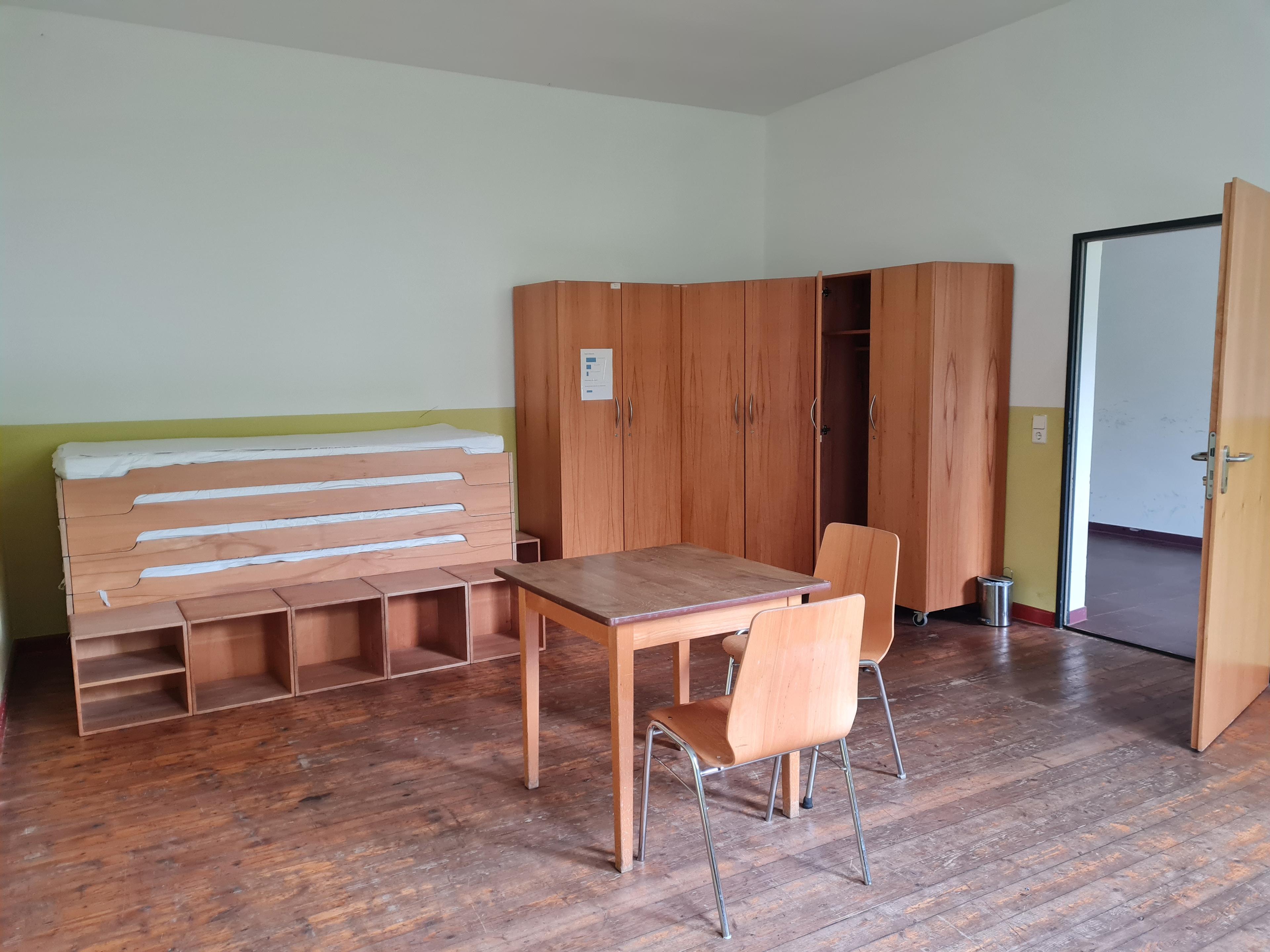großes Zimmer 5