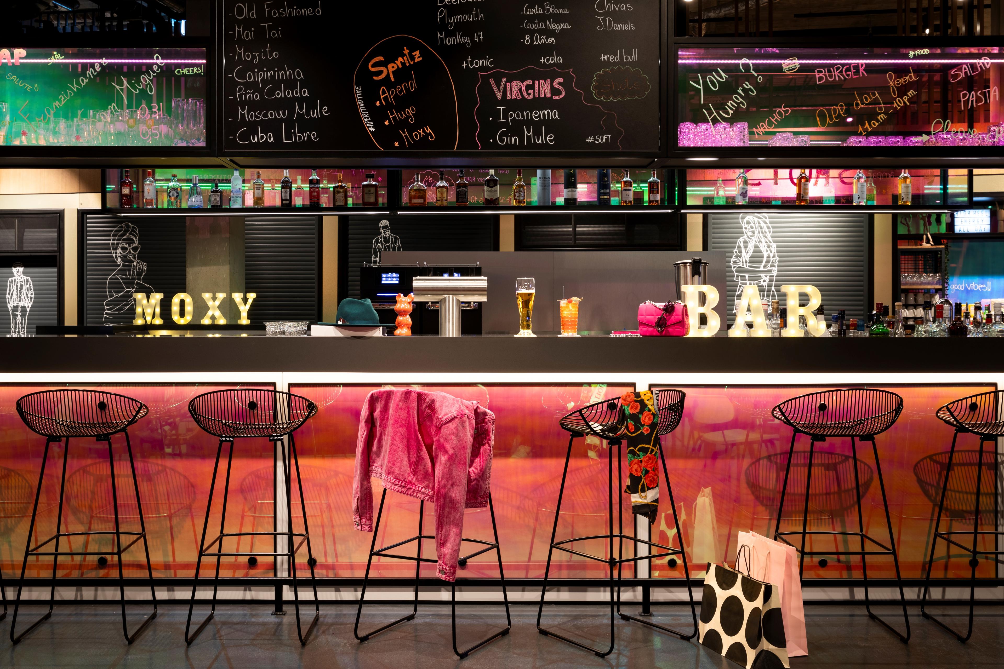 OX_STROO_Bar