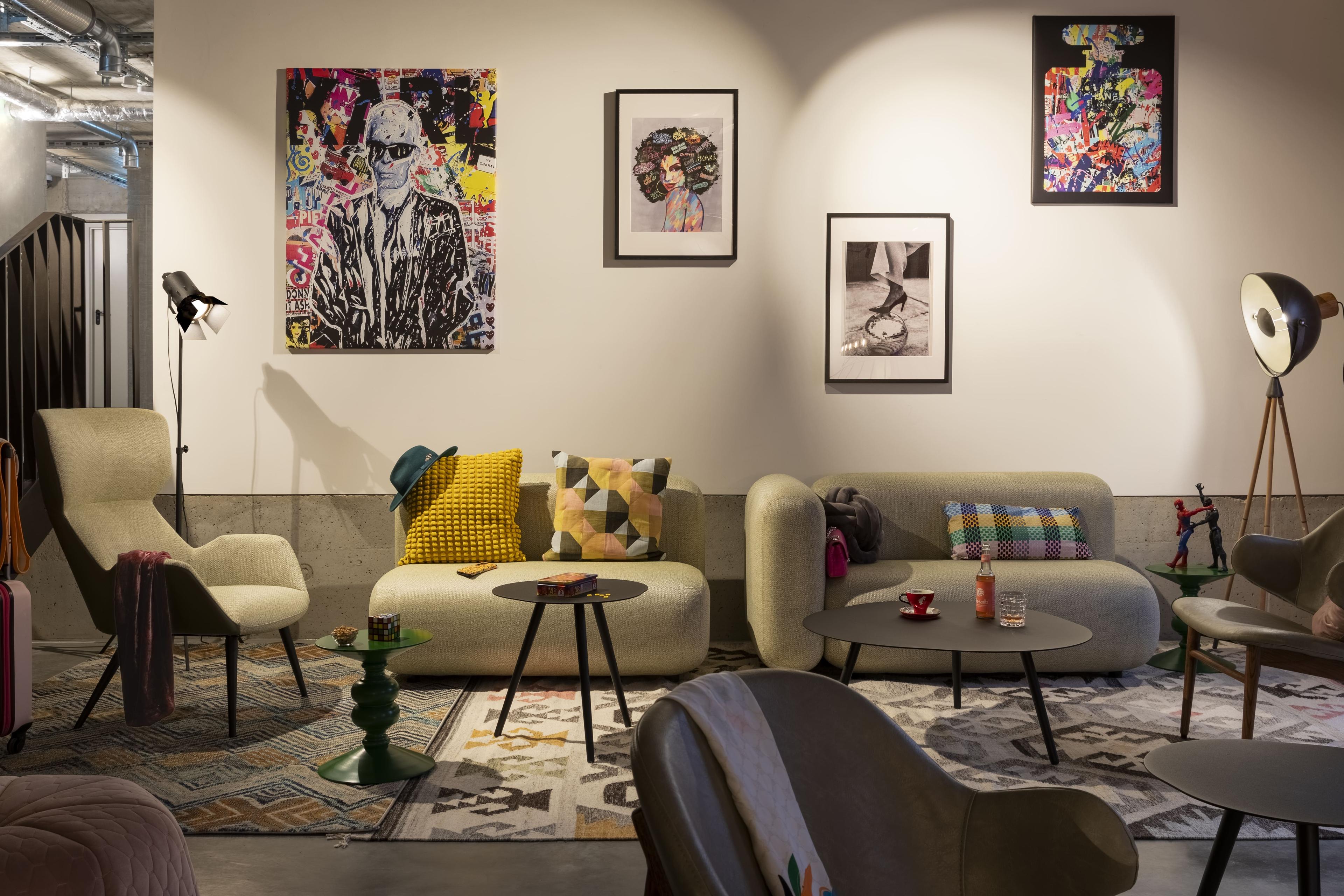 OX_STROO_Lobby_2